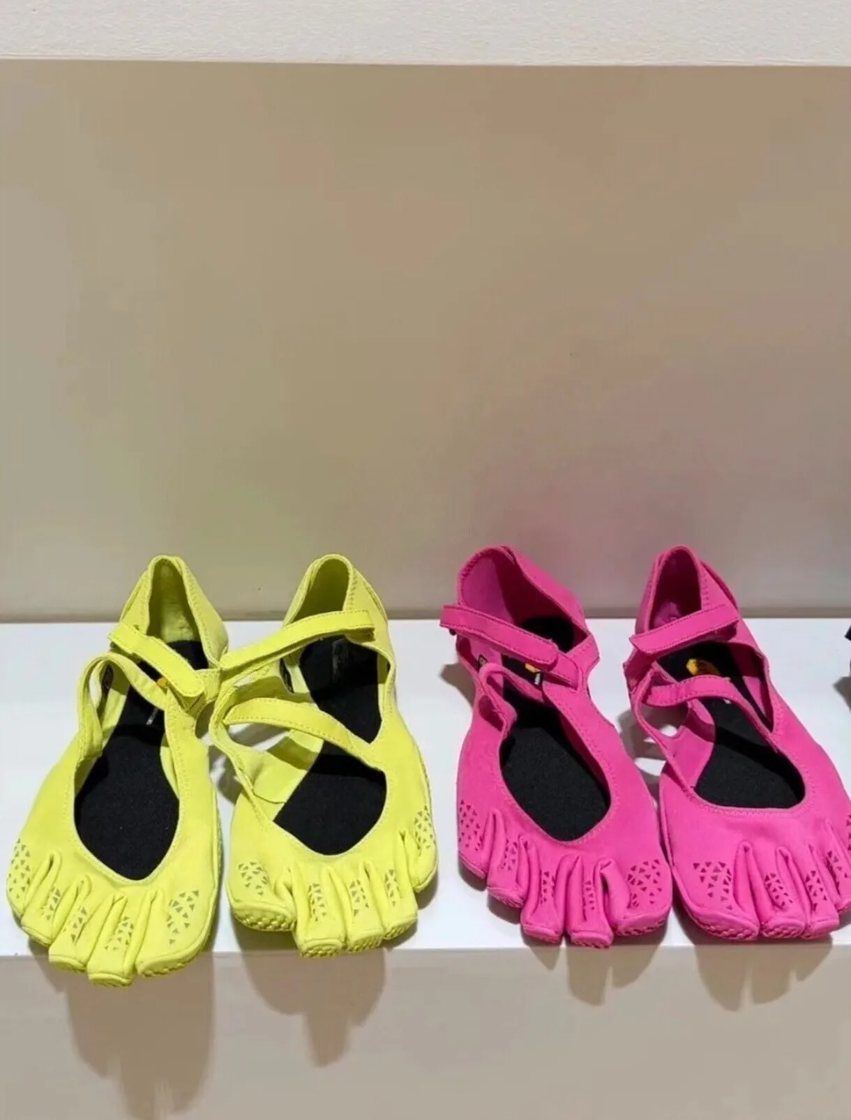 Oryginalne damskie buty sporto – Sneaker Box recenzja i cena
